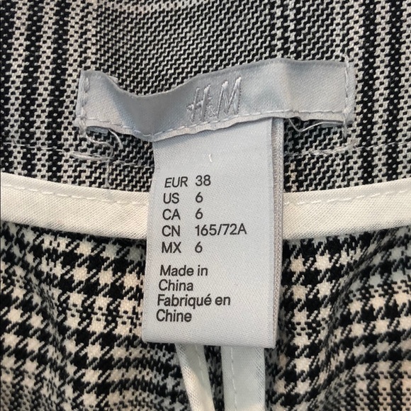 H&M Glenn Plaid Capri Pants - Picture 2 of 4